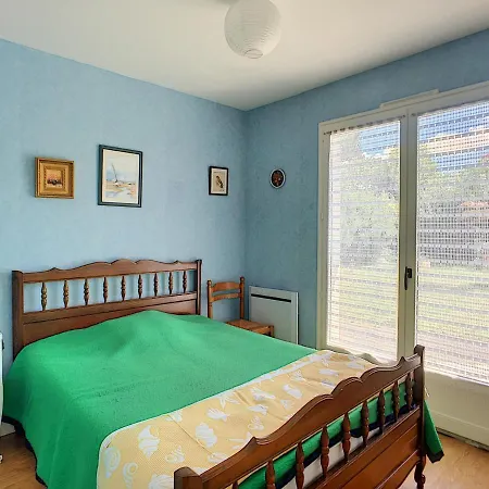 Ferienhaus Maison De Plain-pied Avec Jardin, A 200m De La Et 400m Des Commerces - Fr-1-361-58 Jullouville-les-Pins