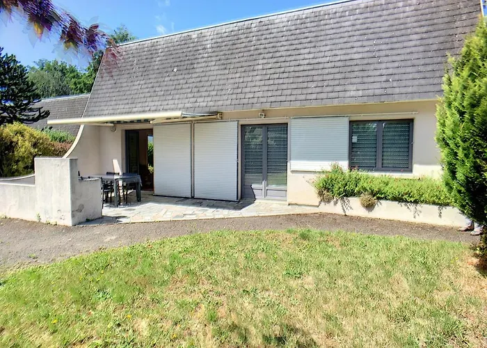 Maison De Plain-pied Avec Jardin, A 200m De La Et 400m Des Commerces - Fr-1-361-58 Casa vacanze *